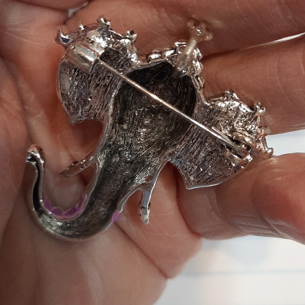 New Silver and Purple Elephant Brooch - Picture 5 of 6